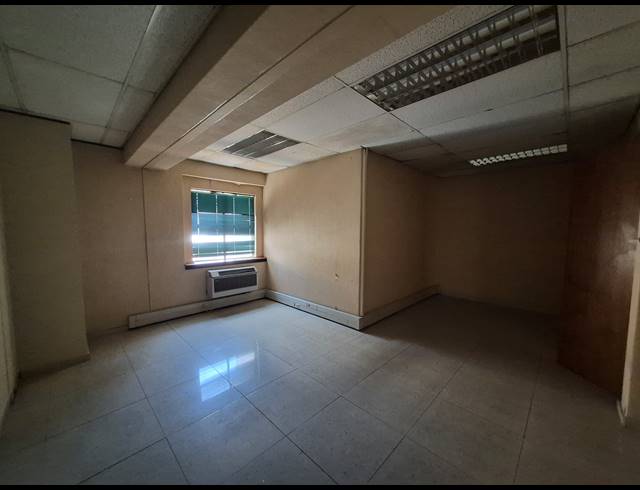 974M² OFFICE TO LET IN SANDTON CENTRAL